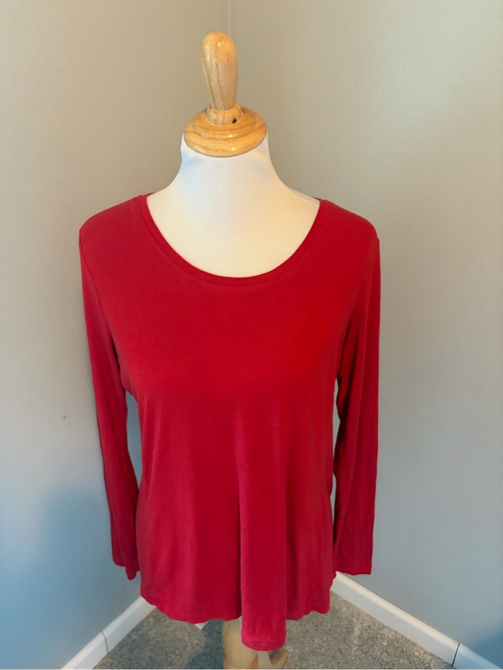 CAbi Women's Red Long Sleeve Scoop Neck Chelsea Top #3409